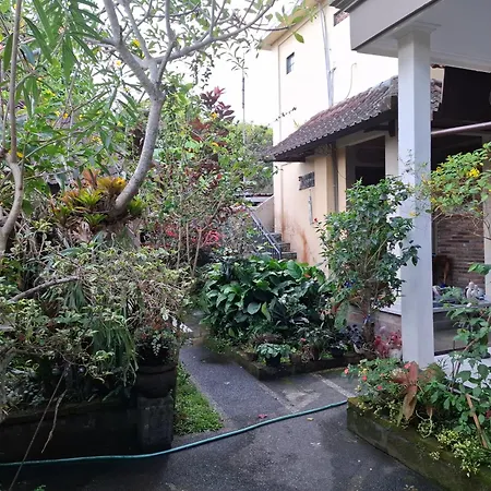 Evan House Homestay With Kitchens And Private Balconies