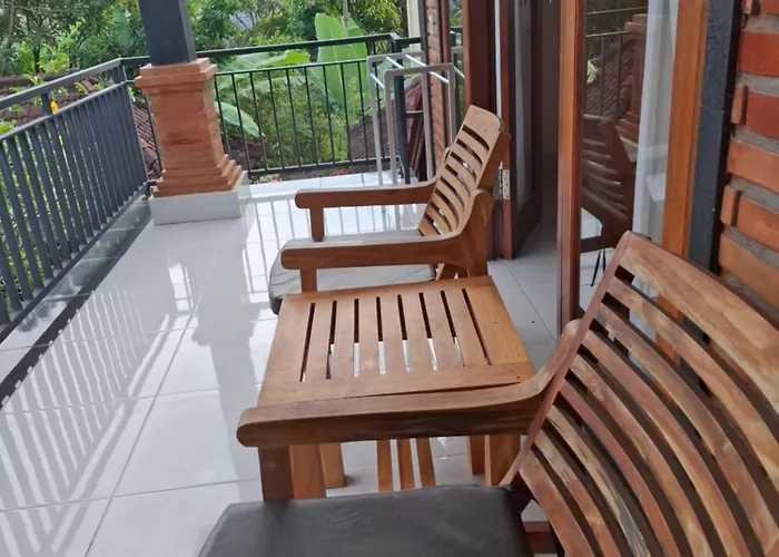 Evan House With Kitchens And Private Balconies ゲストハウス