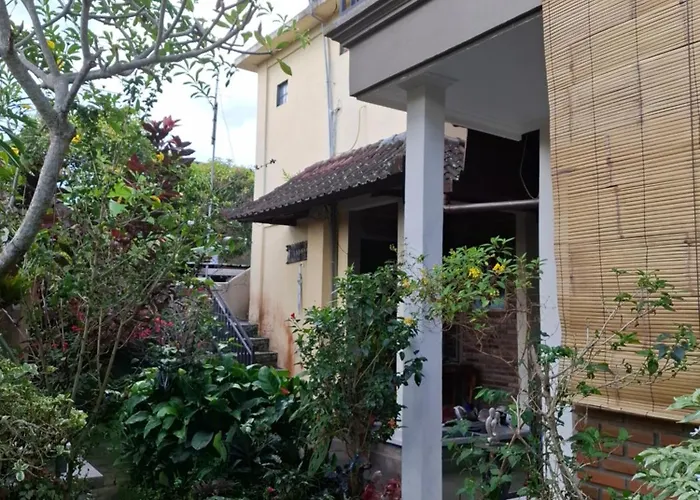 Evan House With Kitchens And Private Balconies 3* ウブド