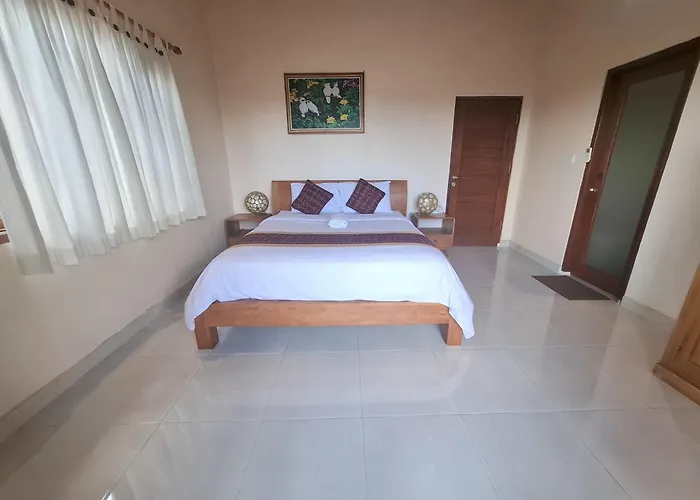 Evan House With Kitchens And Private Balconies 3* ウブド
