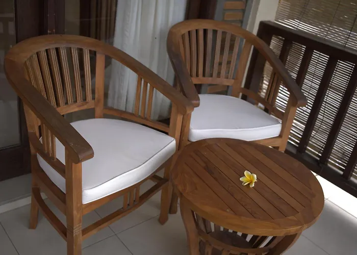 Evan House With Kitchens And Private Balconies 3* ウブド